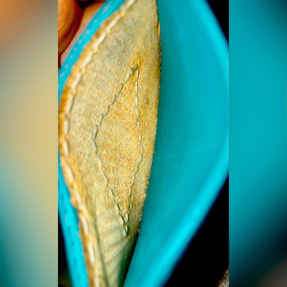 Handmade Teal Leather Minimal Wallet with Lizard Skin Inlay - Picture 4 of 6